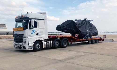 Skytrux lorry moving helicopter
